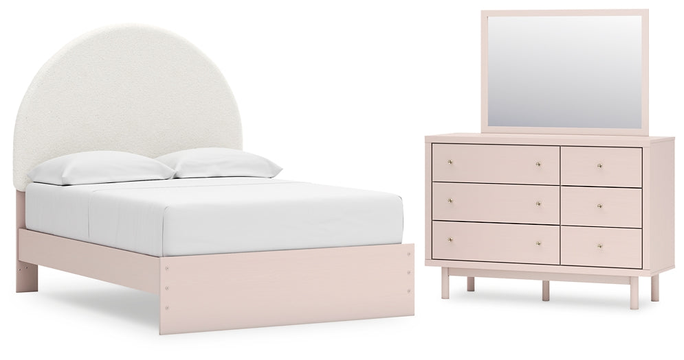 Wistenpine Full Upholstered Panel Bed with Mirrored Dresser